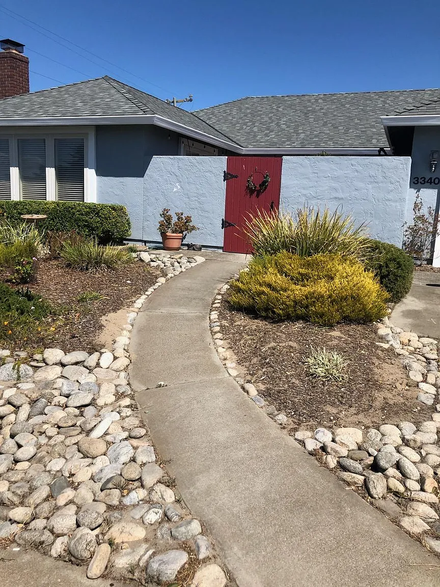3340 Michael Dr photo 1