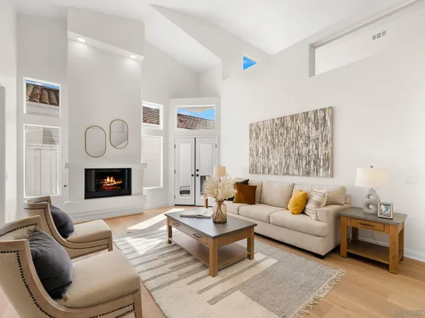4957 Lamia Way, Oceanside, CA 92056