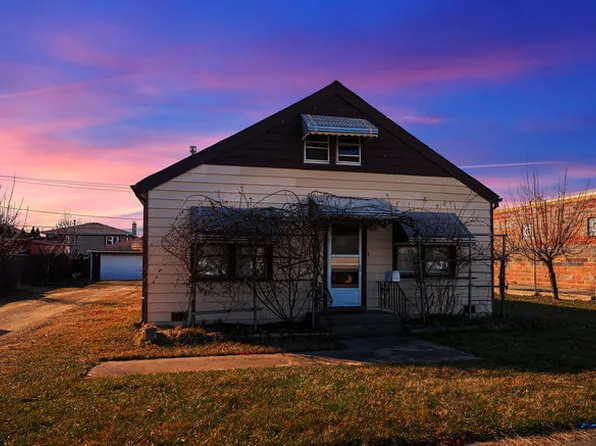 8538 S 77th Ave, Oak Lawn, IL 60455