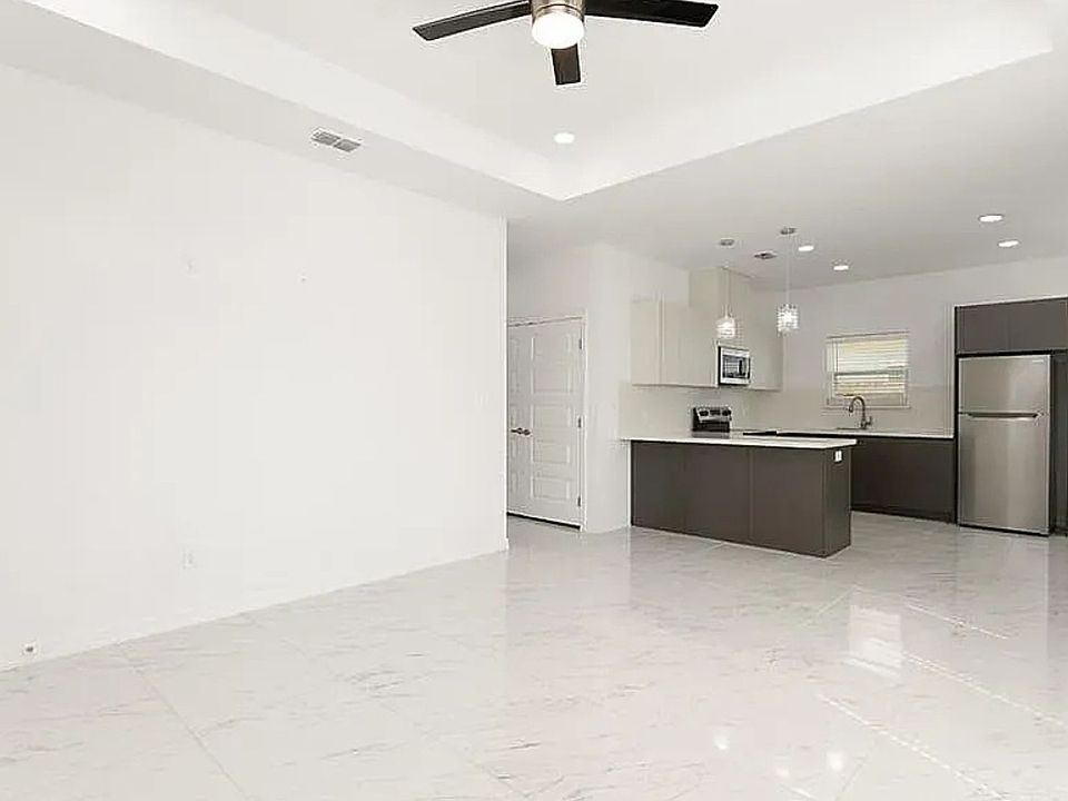 1st image of 5800 Notre Dame Ave