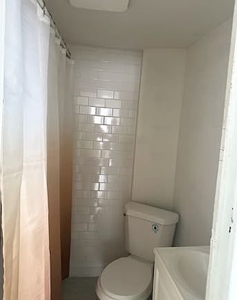 2nd image of 14 Madison St