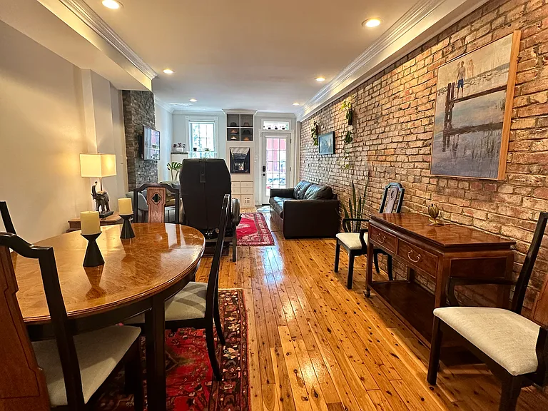 433 Warner St NW — Photo 7
