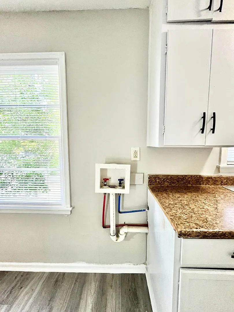 4840 Southside Drive-New — Photo 4