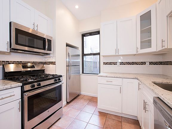 3rd image of 9 E 10th St APT 2F