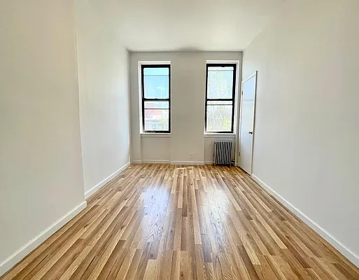 Rented by Parlor Real Estate Corp | media 3