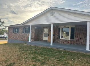 521 N Loretta Ct, Farmington, MO 63640