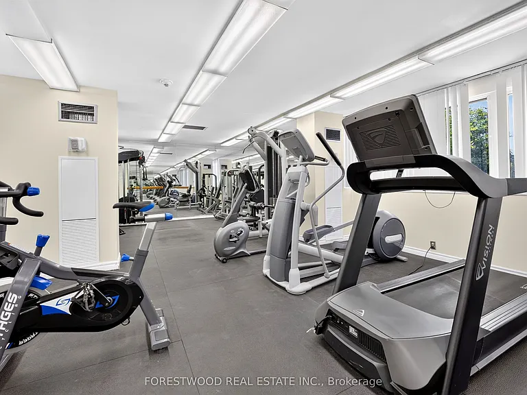 1300 Mississauga Valley Blvd #1108 — Photo 35