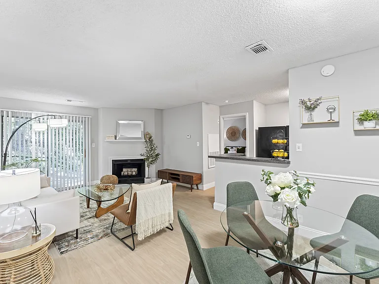 Middletown Brooke Apartments — Photo 20