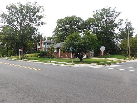 Front Exterior #2 (Corner)