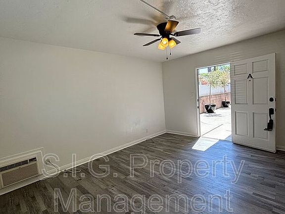 4th image of 2304 W Oak St APT A