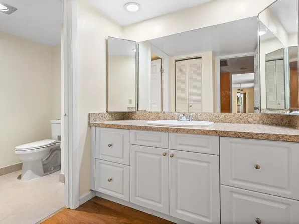 853 Springdale Circle, Palm Springs, FL 33461