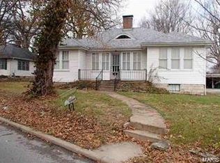 305 W Glendale Rd, Saint Louis, MO 63119