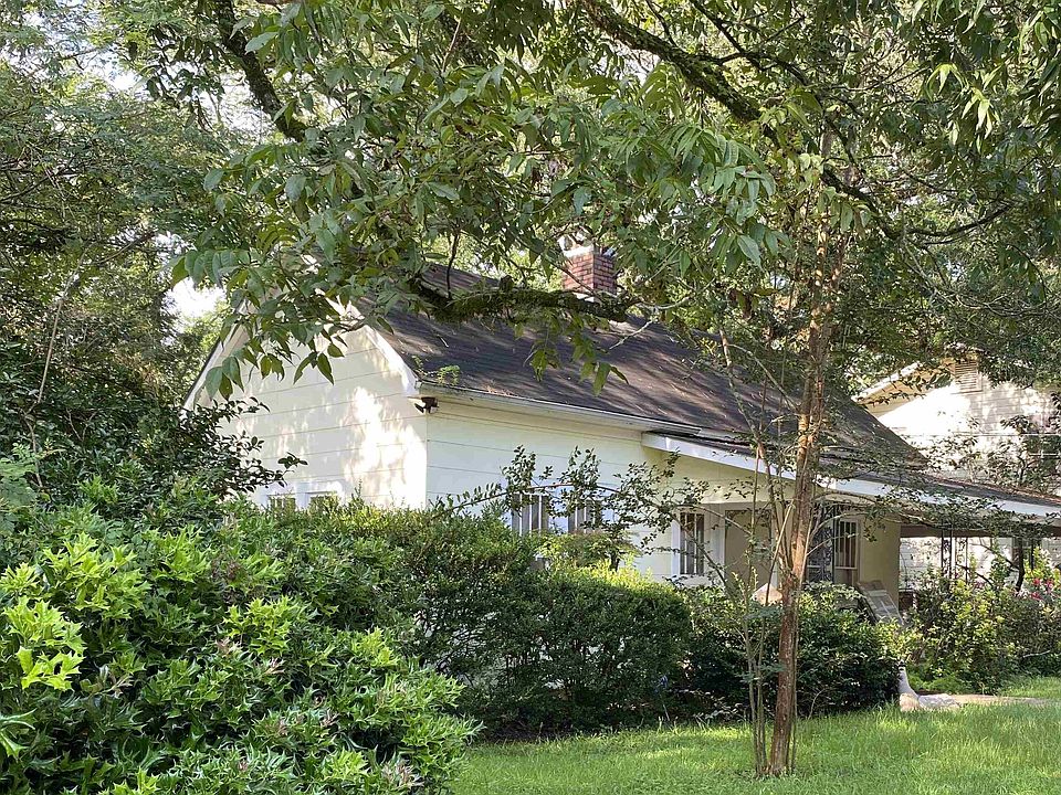 1st image of 305 E 8th Ave