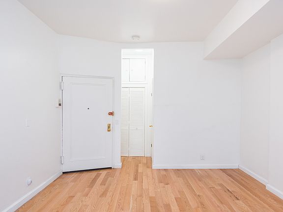 5th image of 215 W 16th St #1E