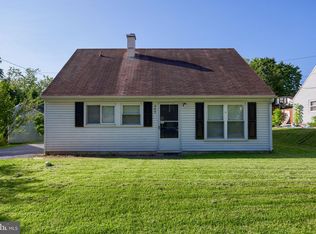 366 Cypress St, Middletown, PA 17057