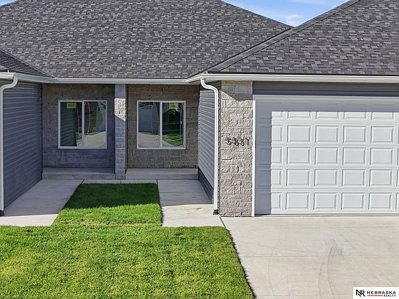 4th image of 5831 95th St