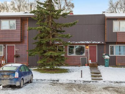 2060 Minerva Way, Anchorage, AK, 99515