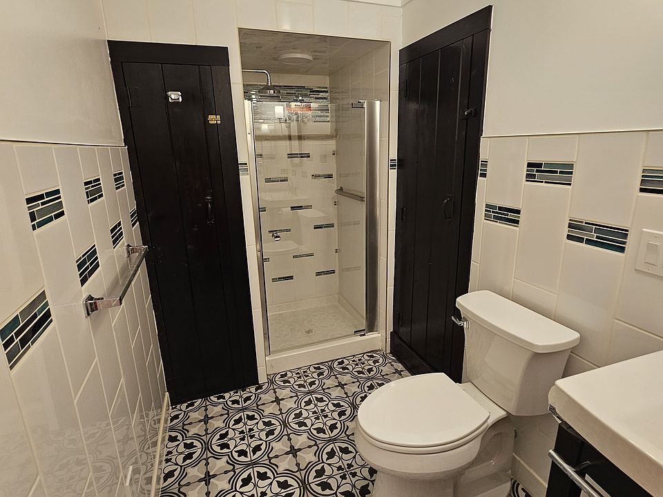 1st image of 448 E 12th St