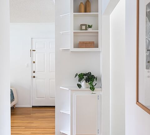 5th image of 5882 Bowcroft St Unit 3