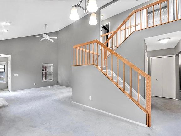 3rd image of 6658 Fireside Ct