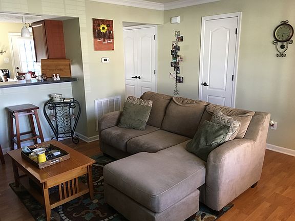 3rd image of 56 Catherine Ct