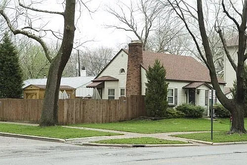 412 W John St photo 1
