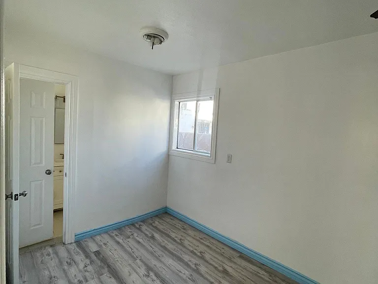 5656 W Adams Blvd #2 — Photo 3