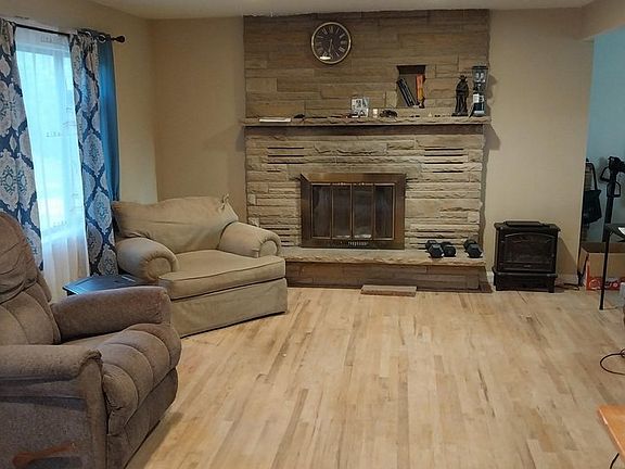 4th image of 2919 Farview Dr