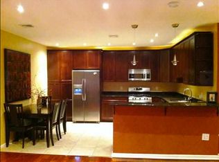 205 Saint Michaels Walk, Union City, NJ 07087