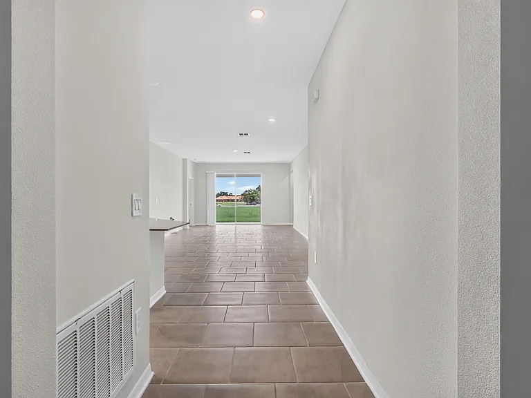 680 Grove St — Photo 12