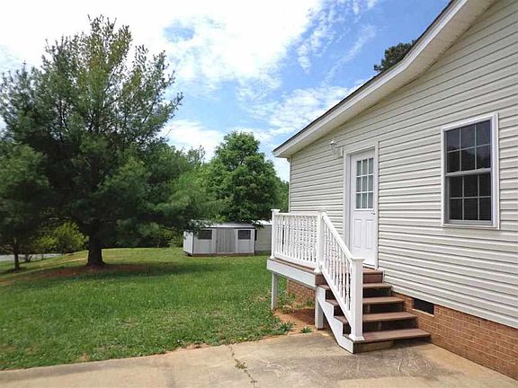 3rd image of 2319 Firmin Ct