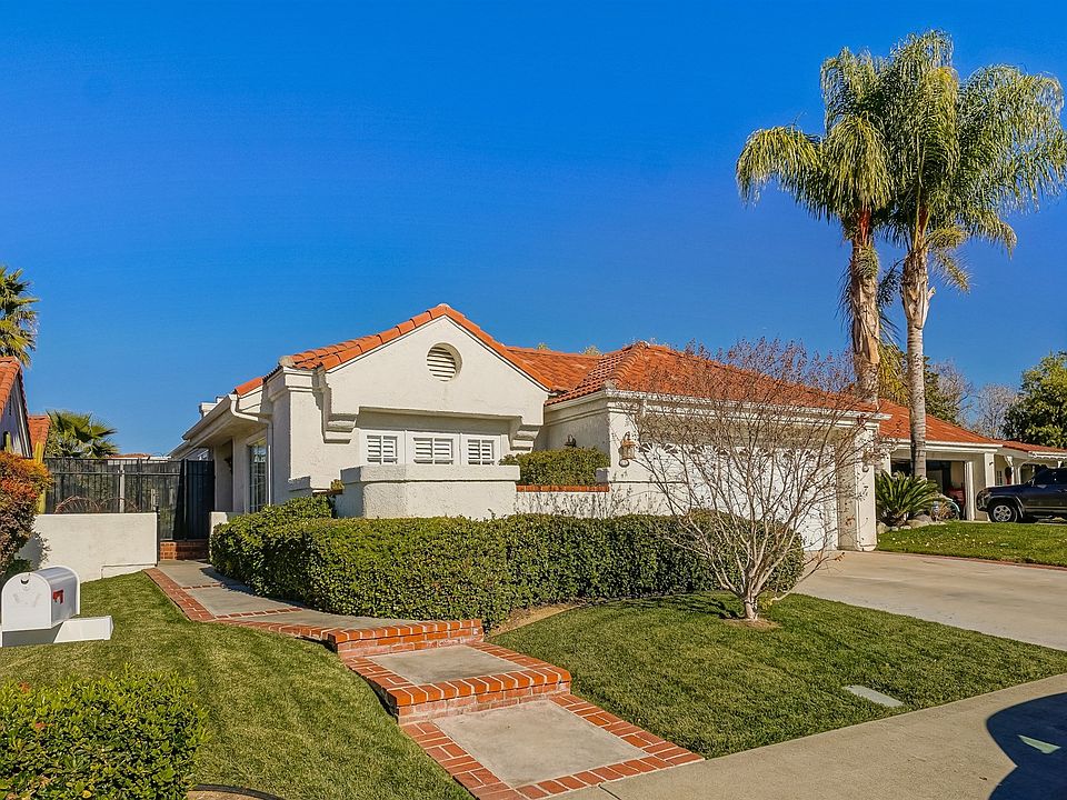 1st image of 25944 Sardinia Ct