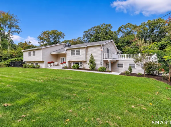 27 Old Quarry Road, Woodbridge, CT 06525