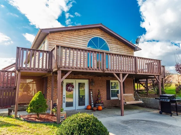 165 Schwartz Rd, Peebles, OH 45660
