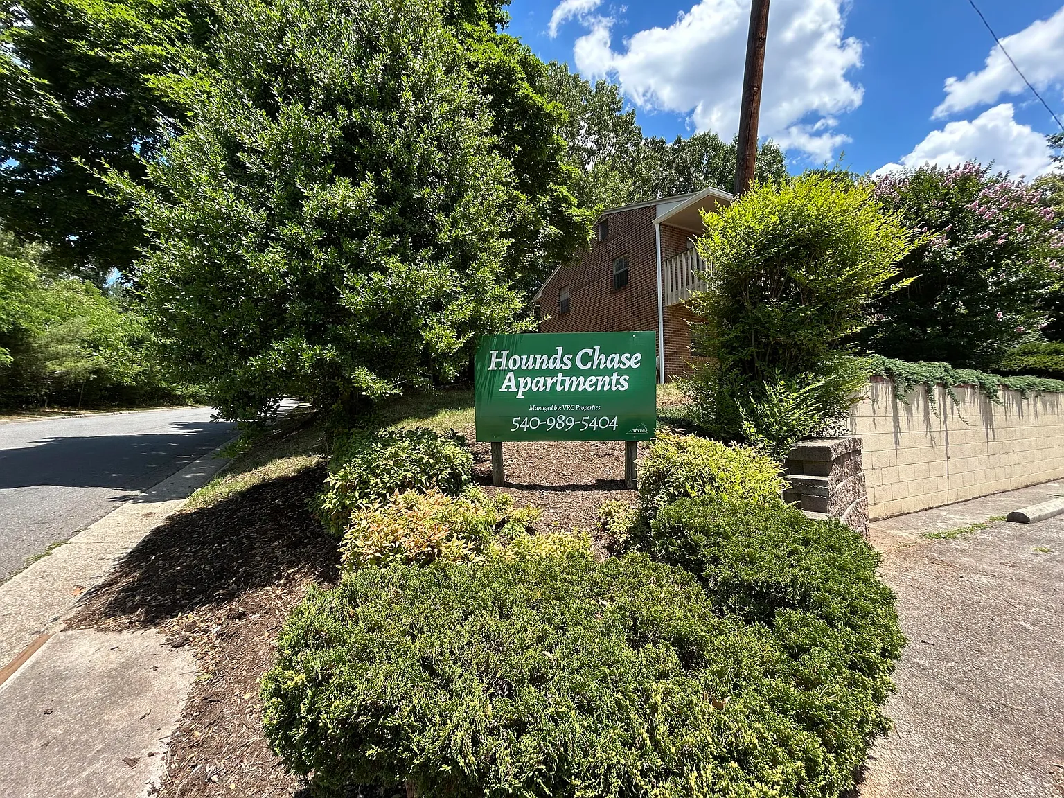 1 bed, 1.0 bath, 700 sqft, $895 — Photo 1