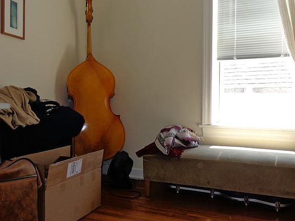 5th image of 2856 N Hamlin Ave APT 3B