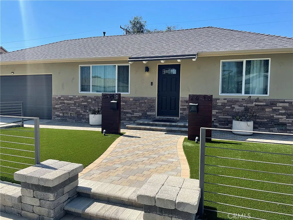 1 bed, 700 sqft, $2,150 — Photo 1