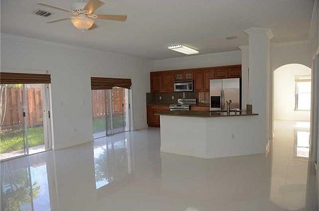 1st image of 11301 NW 59th Ct