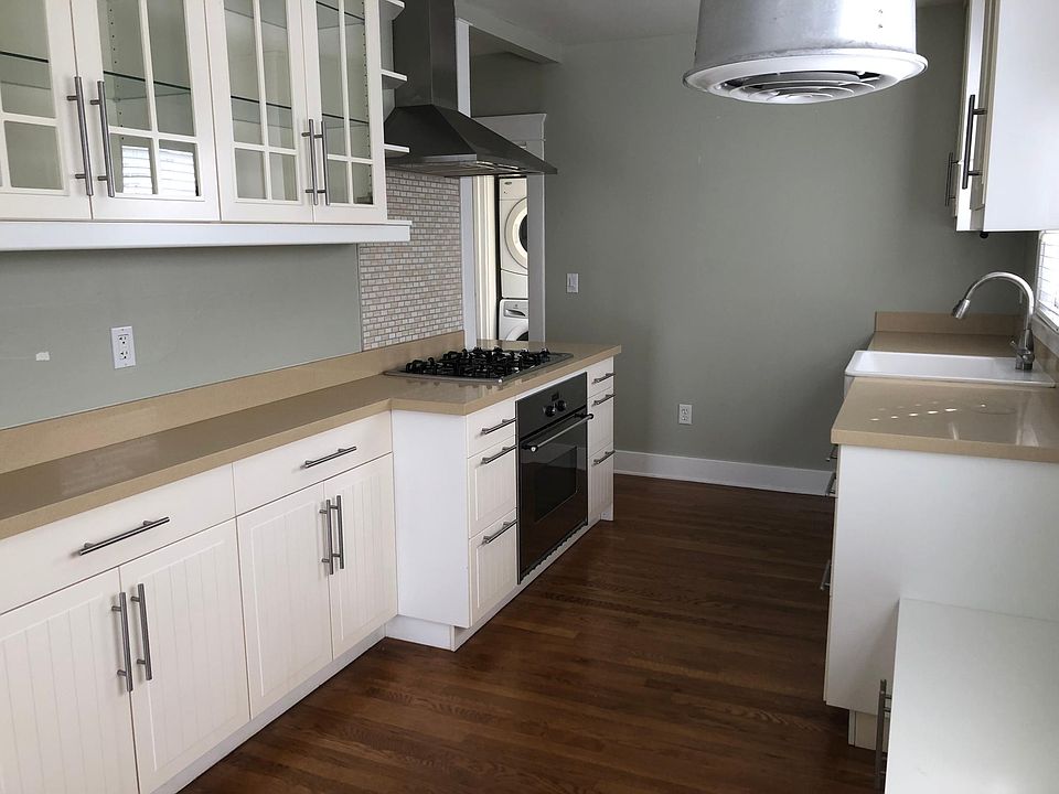 1st image of 2629 Lincoln Ave