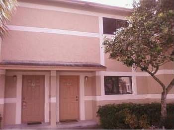 1st image of 423 Palm Cire