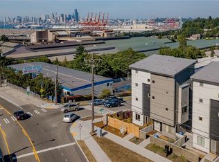 4050 30th Ave SW, Seattle, WA 98126