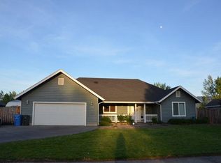 1729 Leonard Rd, Grants Pass, OR 97527