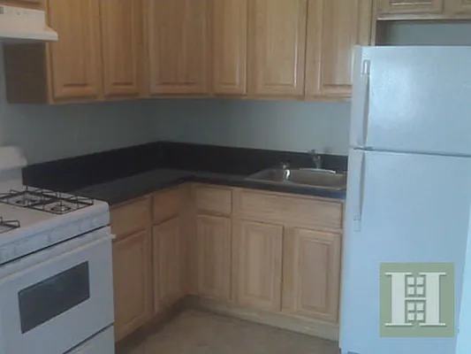 Rented by Halstead Real Estate | media 18