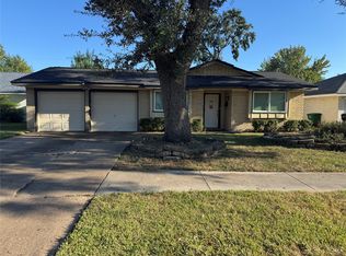5814 Viking Dr, Houston, TX 77092
