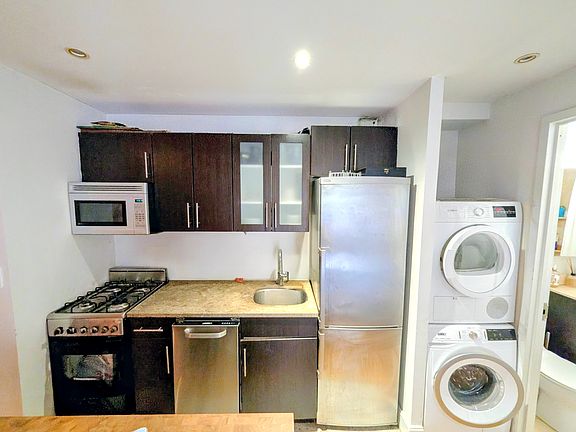 4th image of 636 E 11th St APT 3A