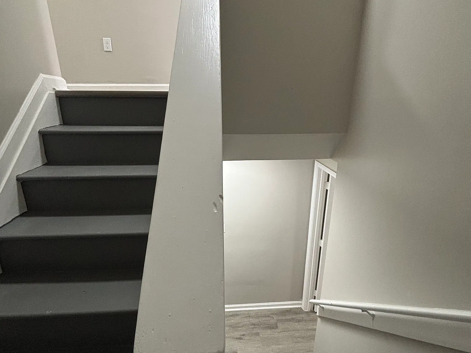 1141 N Mount St — Photo 2