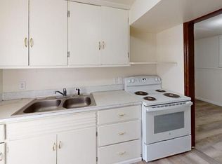 623 N 18th St APT 4, Bismarck, ND 58501