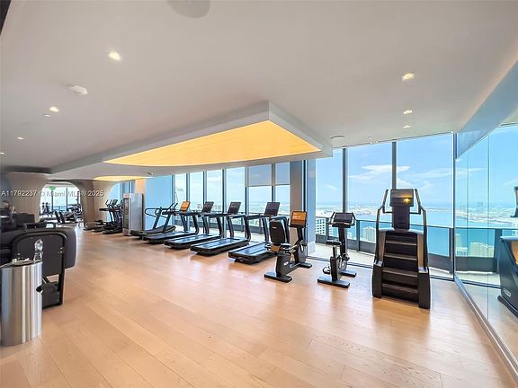 2nd image of 1000 Brickell Plz #2311