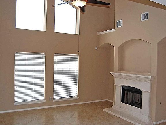 2nd image of 13919 White Oak Glen Ct