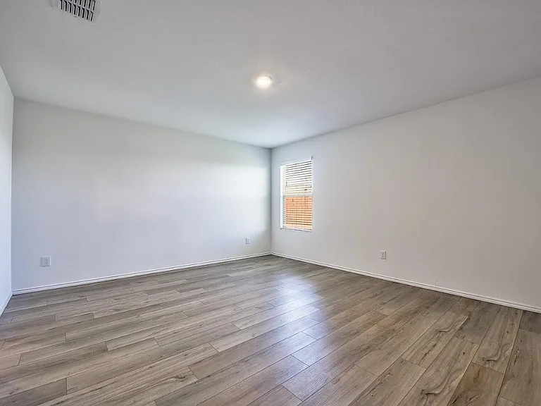 444 Frio Pass Trl — Photo 16